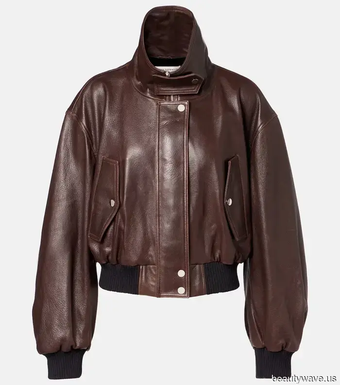 I cardigan non sono noiosi se li indossi con questa tendenza di giacche invernali di questo colore