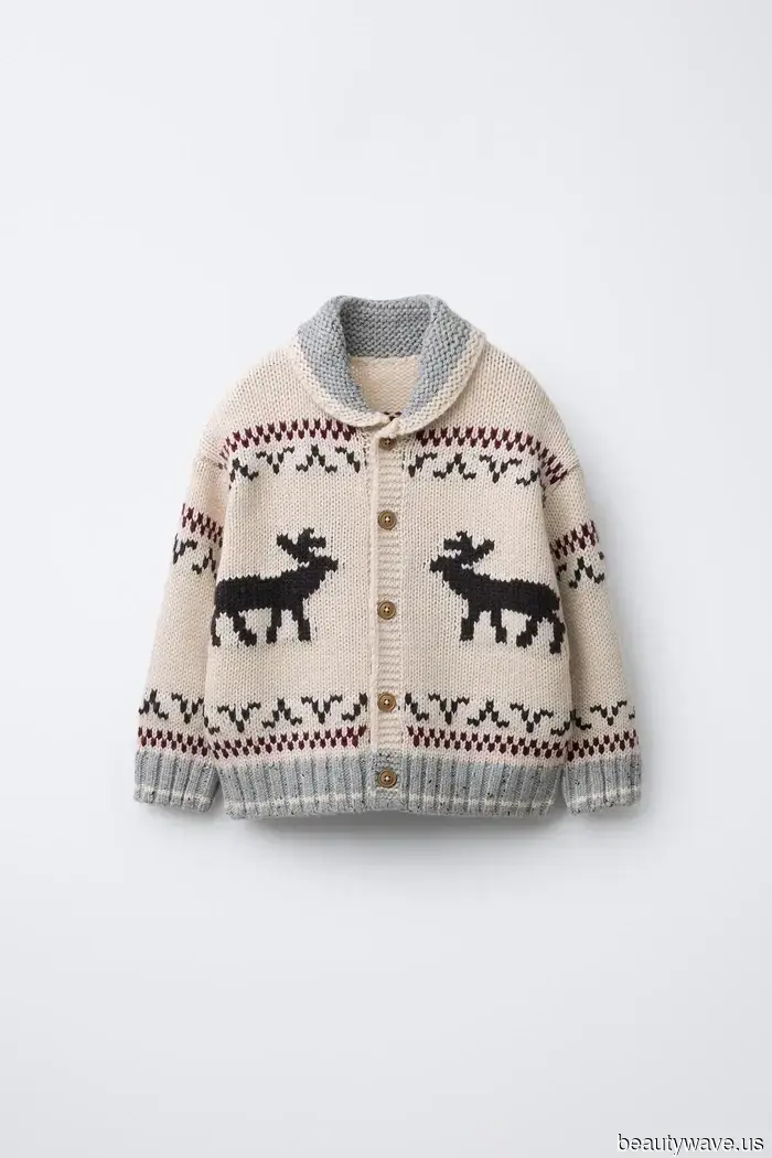 I'm a Stylist and mother of two—here's how I dress my children for the holiday season.