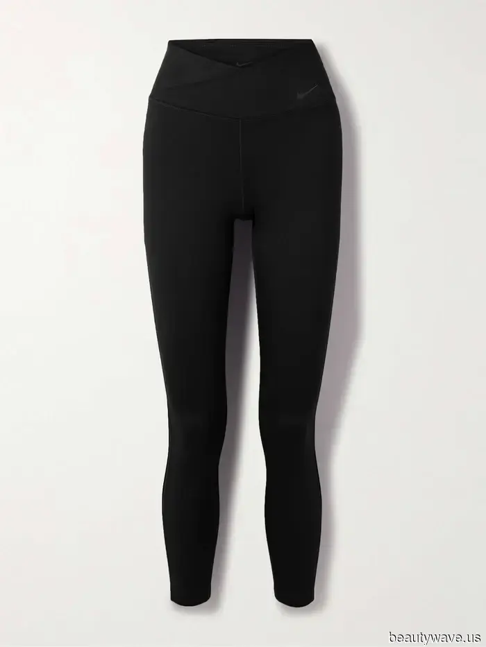 It's a fact: These 5 stylish leggings trends are causing me to set my jeans aside this autumn.