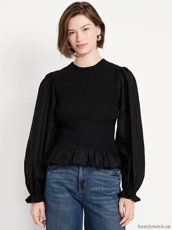 Se il tuo armadio ha bisogno di un aggiornamento, ravvivalo con questi nuovi articoli di H&M, Old Navy e Mango.