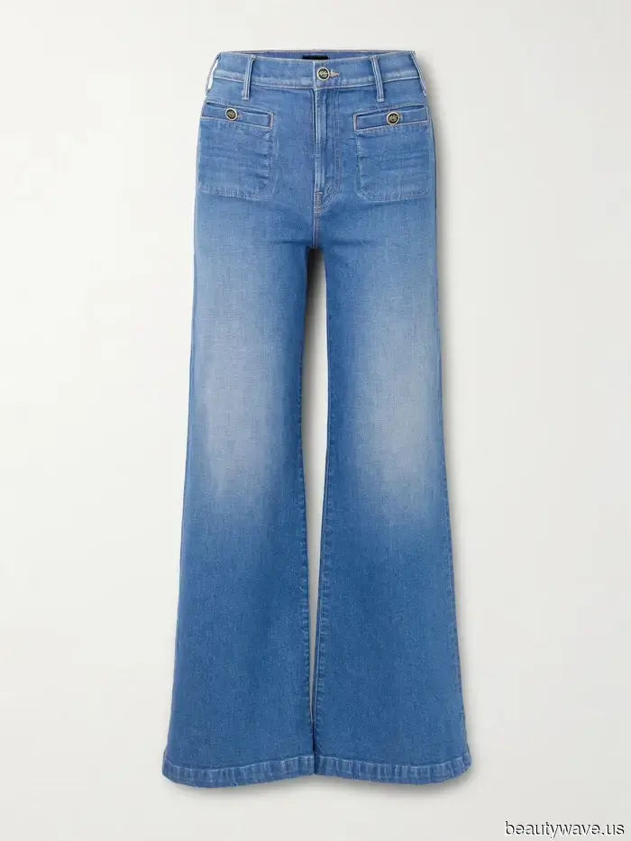 Non Skinny Jeans&mdash;Le persone di moda nei loro 40 anni indossano questa tendenza in denim "datata" con ballerine