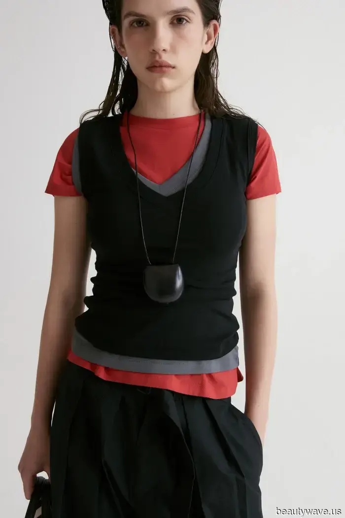 Face the Facts: These 8 Bag Trends Became Outdated in 2025