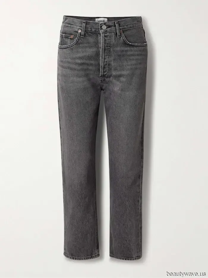 Sono un Fashion Editor della Gen Z, e tutti quelli che seguo su Instagram indossano improvvisamente questi jeans e ballerine di nicchia...