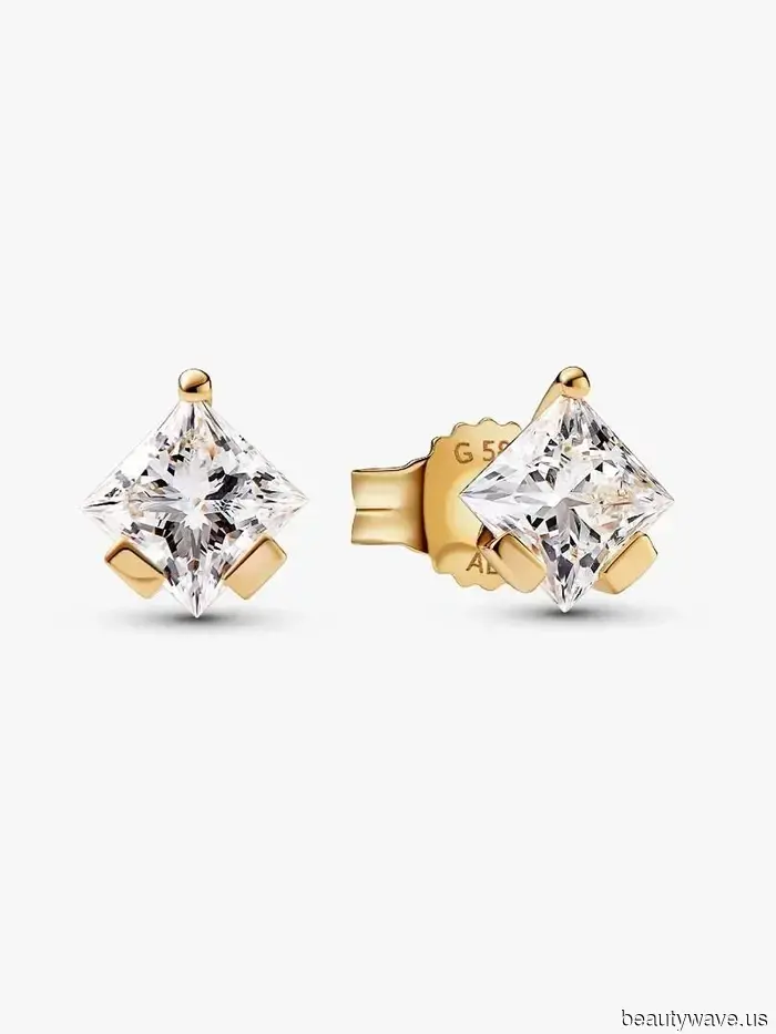 Cada persona chic que conozco está reservando aretes gruesos para esta tendencia atemporal.