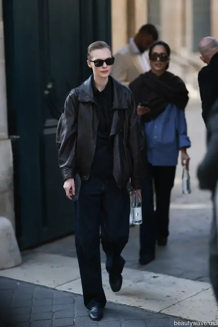 The 6 Fall Outfit Combinations That Will Secure You a Spot at The Row's Paris Show