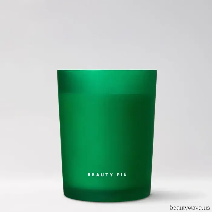 Моя рождественская елка может быть искусственной, но эти 9 свечей означают, что моя гостиная все еще пахнет праздничным лесом.