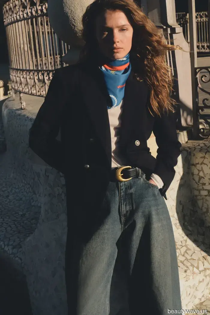 No Leggings, No Loafers—7 Outfits That Show Celebrities Excel at Airport Style