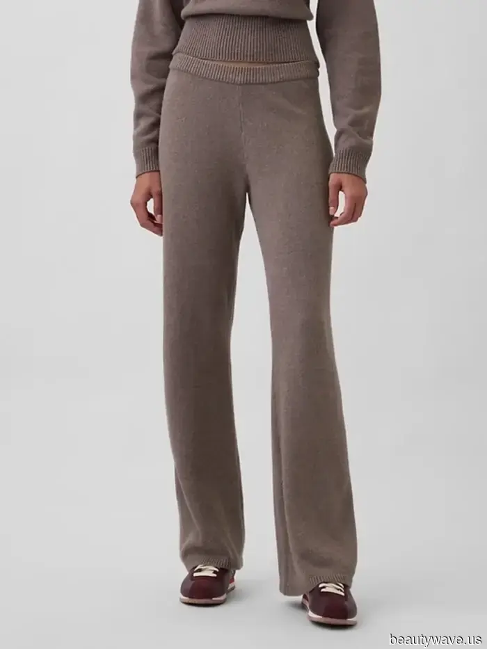 23 Gap and Old Navy Items That Would Fit Perfectly in a Nancy Meyers Christmas Film