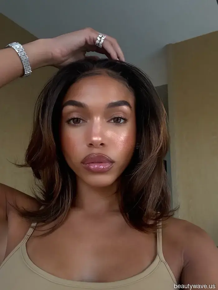 Bobs Aren't Disappearing, But Hairstylists Anticipate These New Variations Will Take Over in 2026.