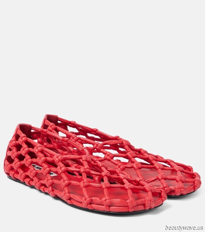 Not a Ballerina, Not a Sandal: If You're Sporting This Particular Flat-Shoe Trend, I'm Aware You Possess Great Style.