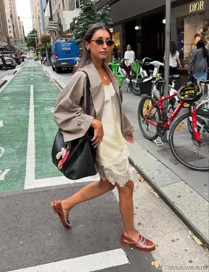 In NYC umfasst die Capsule-Garderobe jeder stilvollen Frau diese Teile.