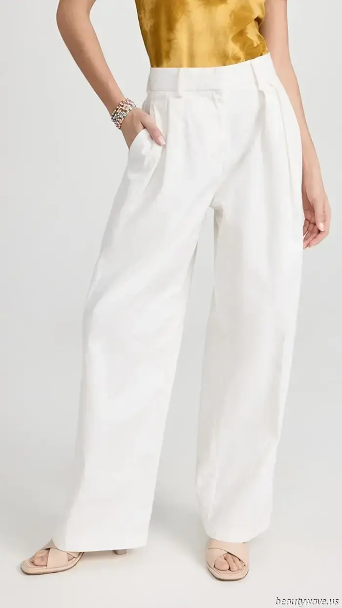 Is it just me, or are all the trendy girls now combining ballet flats with this anti-denim pant trend?