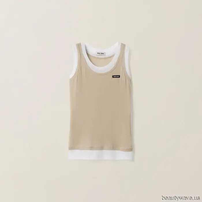 Gen Z Will Be the Ones to Keep an Eye On in 2026 – Here Are the 5 Fashion Trends They Will Be Sporting.