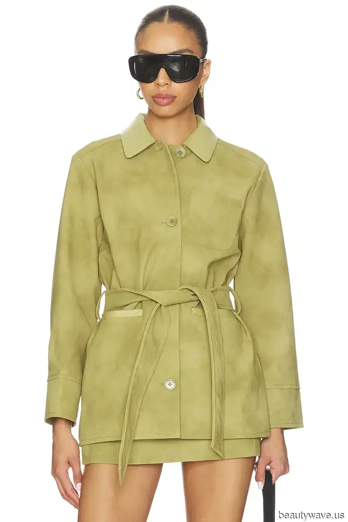 Kendall Jenner has already showcased the three spring outfits that everyone is likely to imitate by May 1.