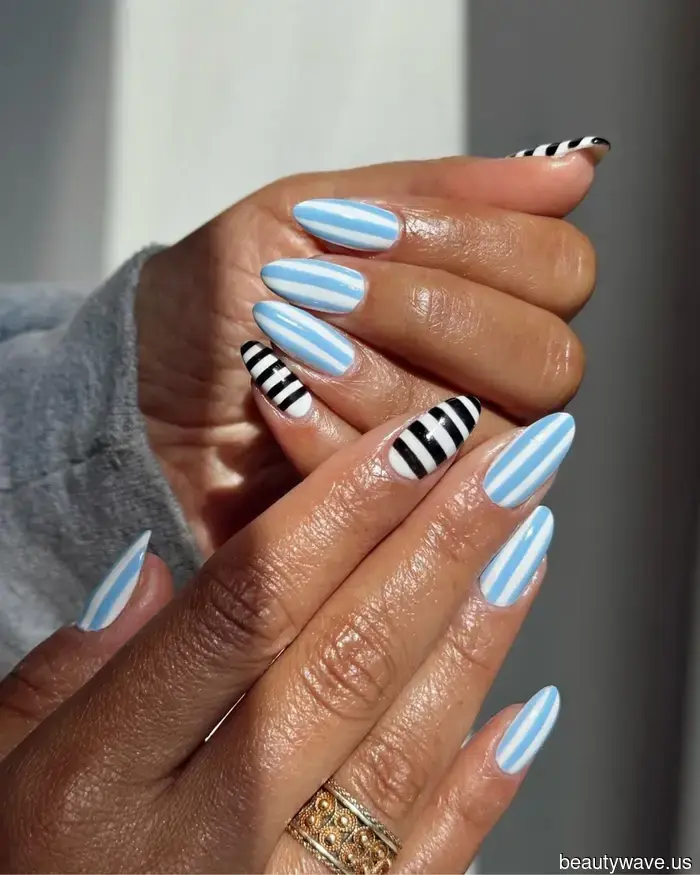 Apologies, Polka Dots, but this is the more stylish nail art design I'm saving for fall.