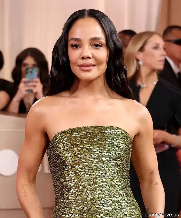 The Golden Globes Revived Red Carpet Glamour: 32 Celebrity Looks That Define Elegance