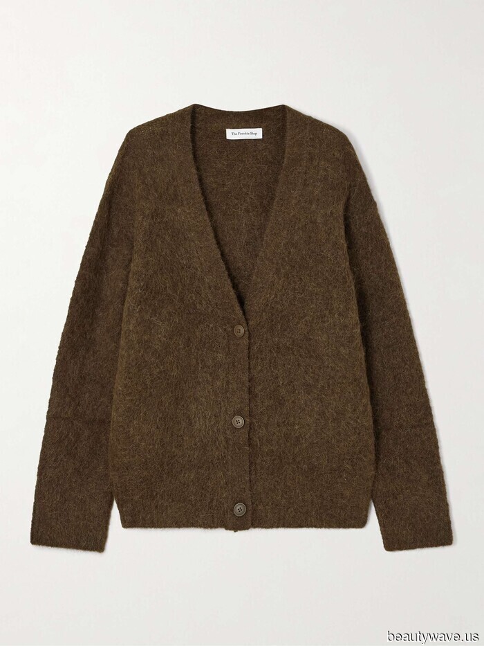 It’s a fact: Everyone in the fashion world is replacing their black and red cardigans with these better (and more fashionable)…