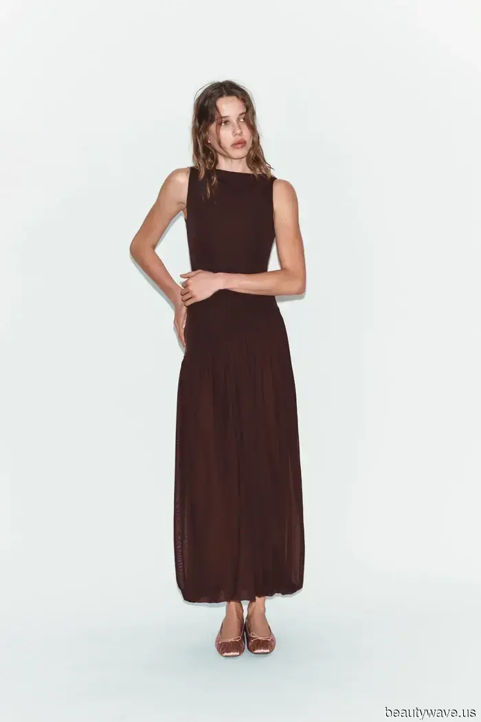 Neither Black Nor White: The Dress Color That Fashion Enthusiasts Are Sporting from Stockholm to Paris