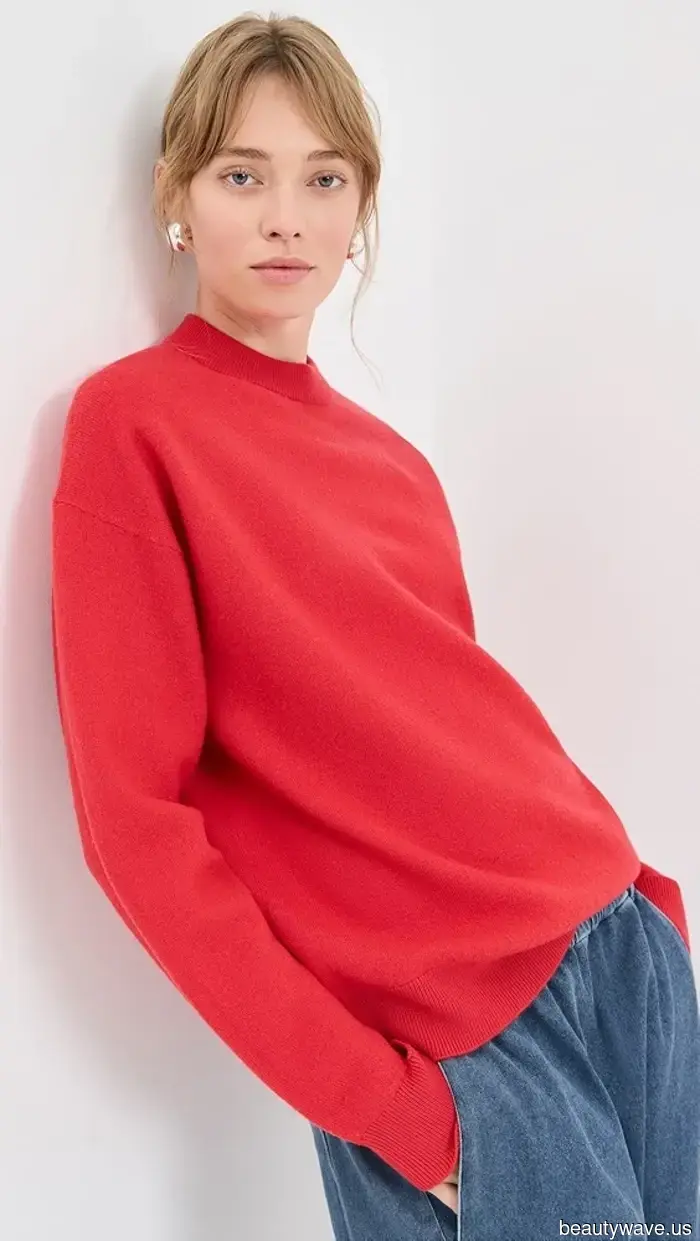 I serve as the Senior Fashion Director at Shopbop—Here’s a detailed list of the items I'm planning to buy during Cyber Week.