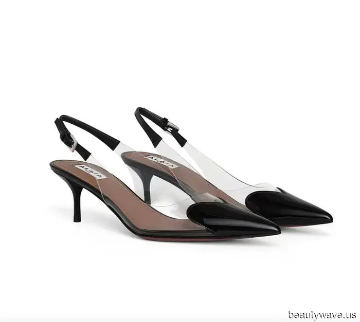This combination of leggings and shoes appears equally sophisticated on those over 60 as it does on young women in their 20s.