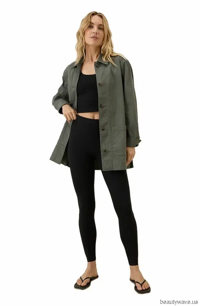 Legging season has arrived—here are the 7 trends that everyone will be wearing.