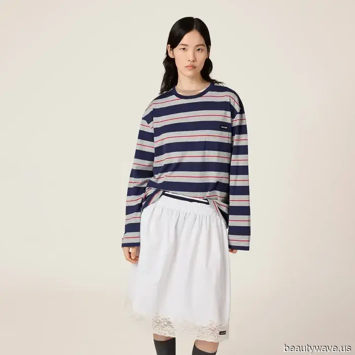 My Minimalist Friend Enjoys an Upscale Aesthetic—7 Essential Pieces for Her Autumn Capsule Wardrobe