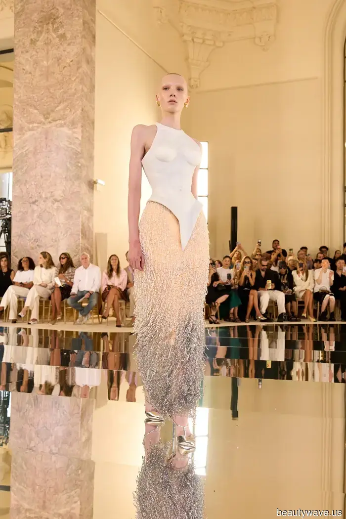 I’ve just returned from Paris Couture Week—here are four moments that are still on my mind.