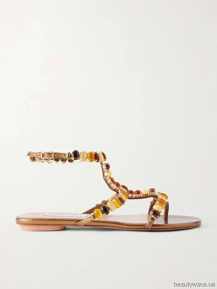 Hasser werden sagen, Gladiatorensandalen seien out, aber Michelle Obamas Version ist für 2026 so frisch.