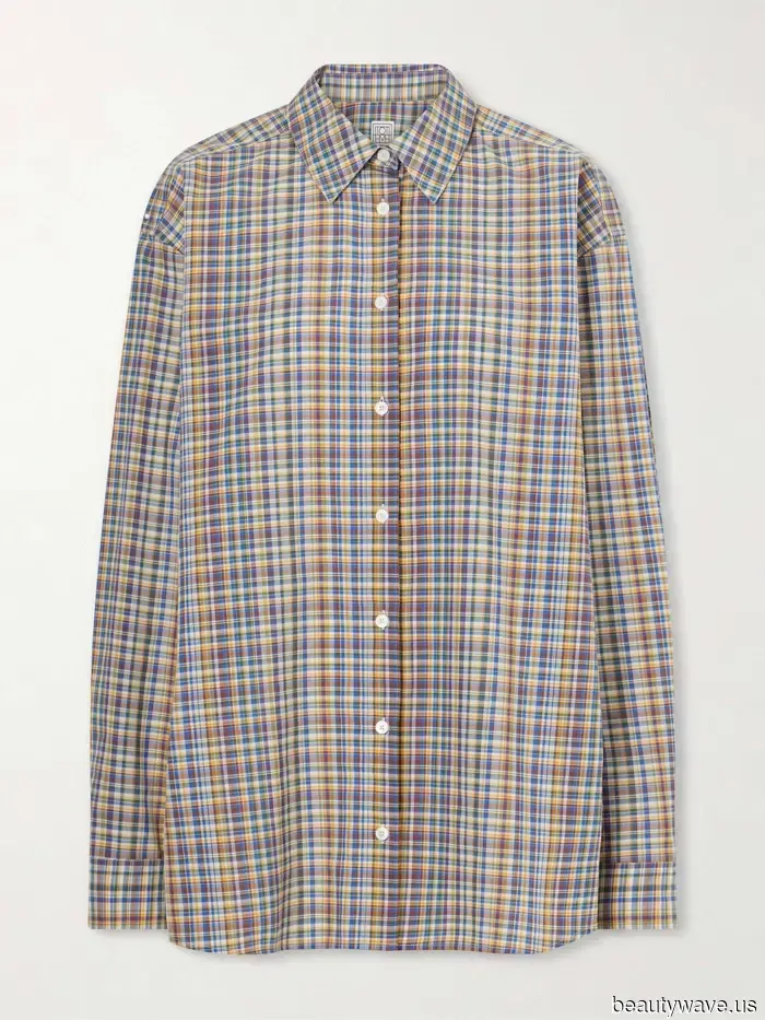 Seen in Paris and London: The Print Trend Replacing Polka Dots This Summer