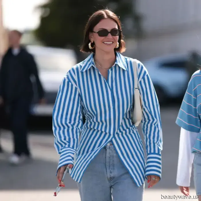 Es oficial: La blusa a rayas es la pieza clave del otoño—4 estilos que la gente de moda no puede dejar de usar.