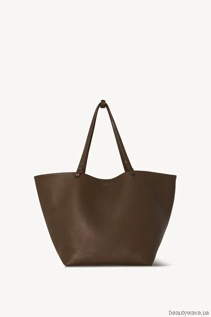 Ich sage es voraus: Diese weniger bekannte The Row Tasche wird der nächste Kultkauf sein.