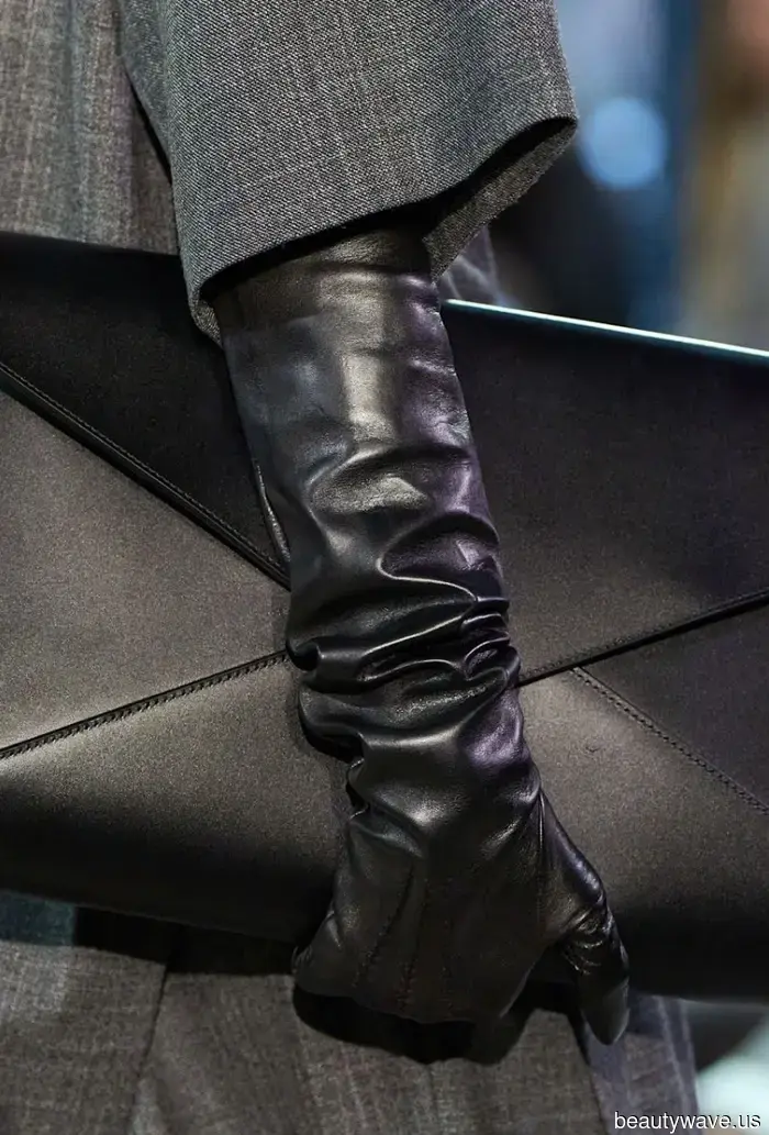 Ich weiß, dass du ein Mode-Mensch bist, wenn du eine dieser 7 Winter-Handtaschen-Trends trägst.