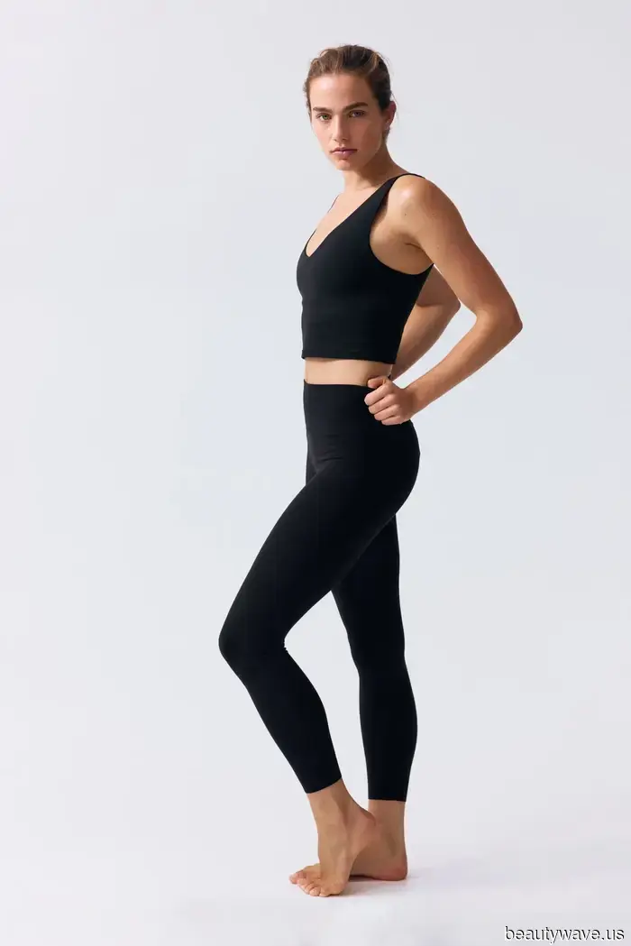 Halt die Sneakerinas&mdash;Dieser klassische Trainer-Trend lässt Leggings viel schicker aussehen