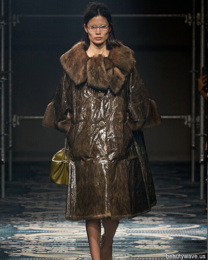 From the resurgence of classic It bags to understated attire, these 7 luxury winter trends are essential to be aware of.