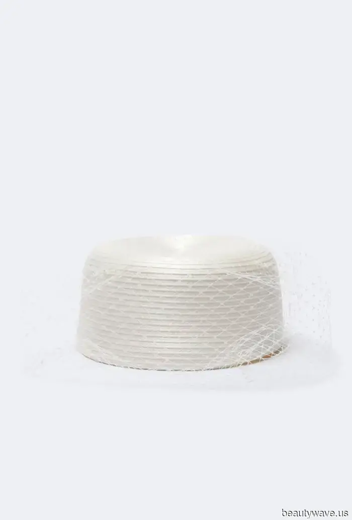Ogni sposa chic indossa uno di questi accessori da sposa di tendenza per legarsi in matrimonio nel 2026.