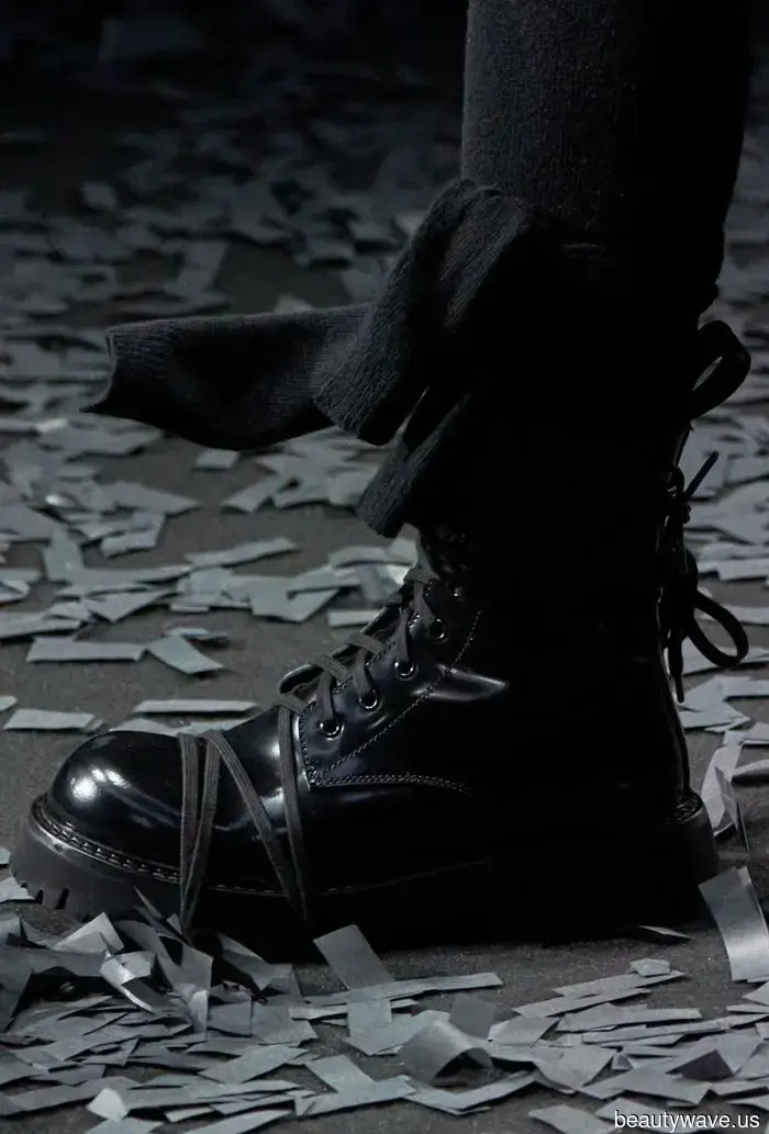 Entschuldigung an meine Absätze, aber ich werde diese 5 Winter-Flachschuh-Trends von jetzt bis zum Frühling 2026 tragen.