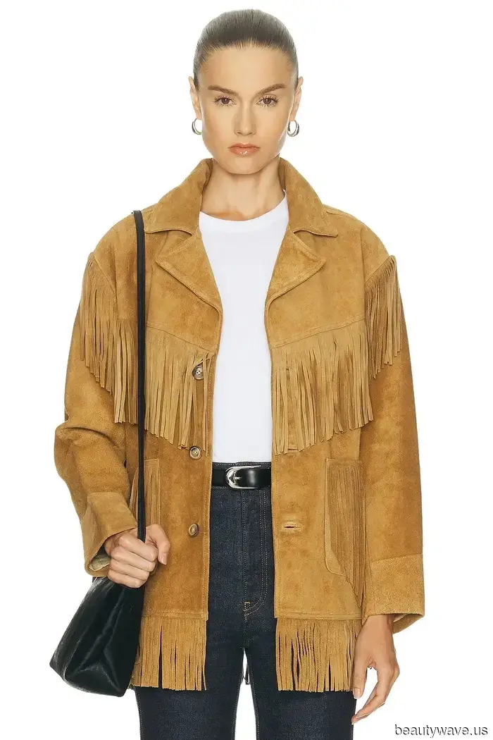 Out of nowhere, individuals with a keen sense of style are incorporating this jacket trend into their fall outfits in 2025.