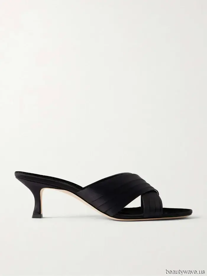French women understand that these five sandal styles will always remain timeless.