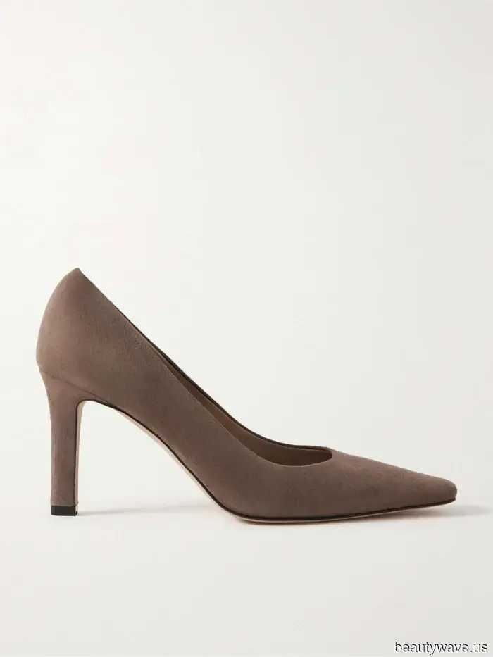 Black heels are great, but in London, it's common knowledge that this shoe color pairs better with white dresses.