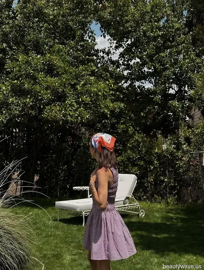 Not a French Bob, Not a '90s Blowout—14 Collarbone-Length Hairstyles That Flatter Everyone