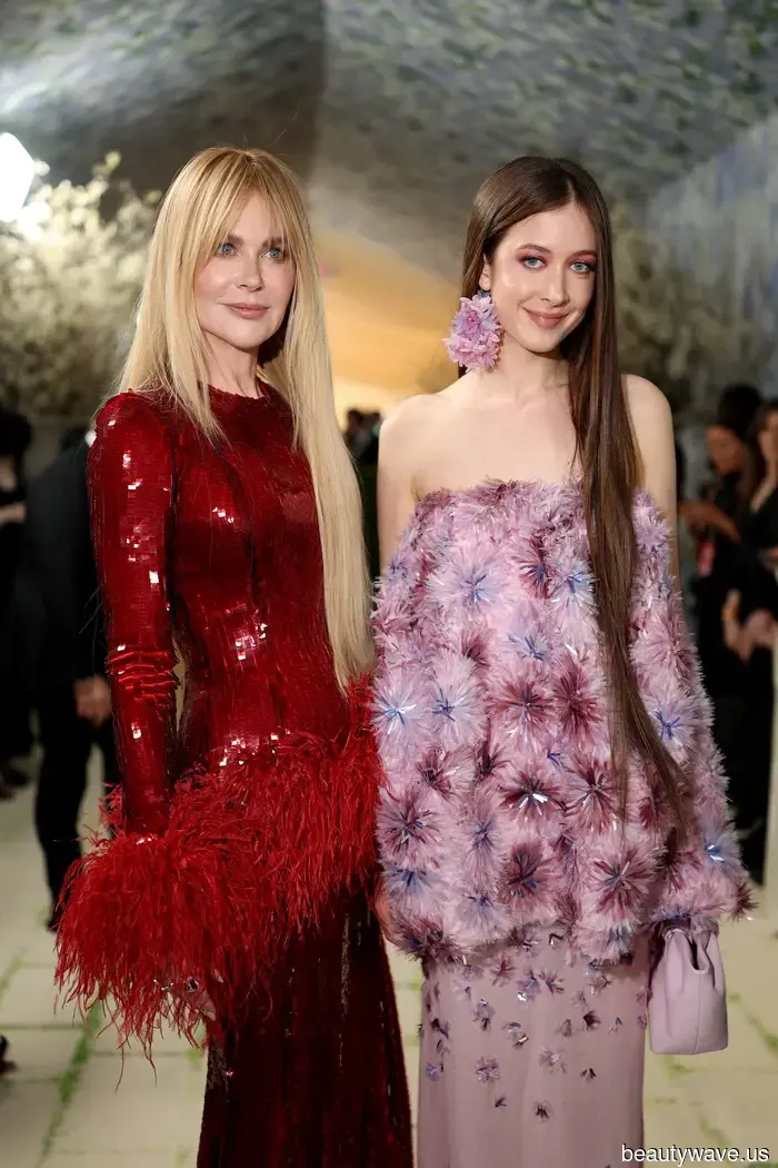 Nicole Kidman e sua figlia hanno indossato la tendenza dei vestiti da invitata al matrimonio più grande dell'estate 2026 al Met Gala.