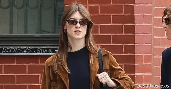 In SoHo, these three fashion items are regarded as essential treasures for every fashion enthusiast.