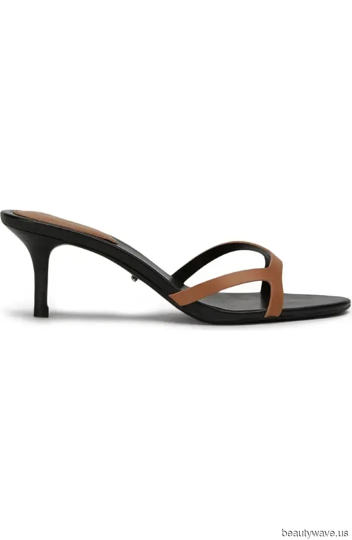 Black sandals are great, but in NYC, it’s common knowledge that this shoe color pairs more stylishly with white pants.