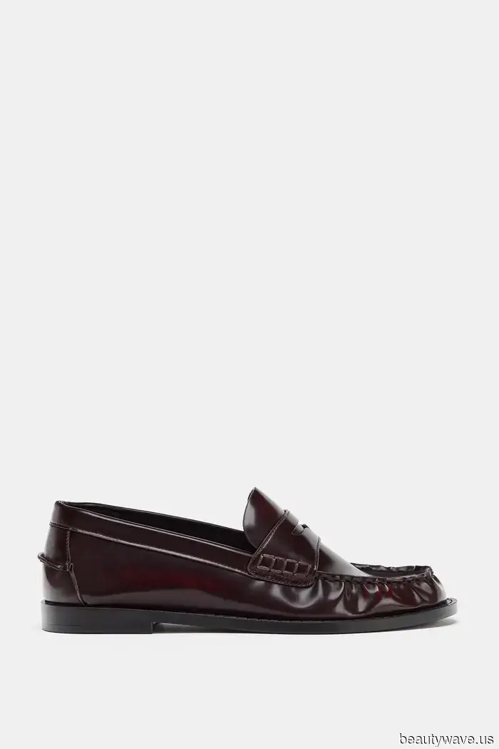 This trend of loafers in shades that are neither black nor brown elevates every outfit by tenfold.