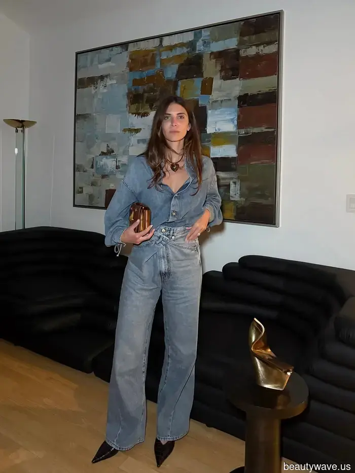 This timeless shoe is the Parisian's hidden trick for styling jeans with a polished look in the fall.