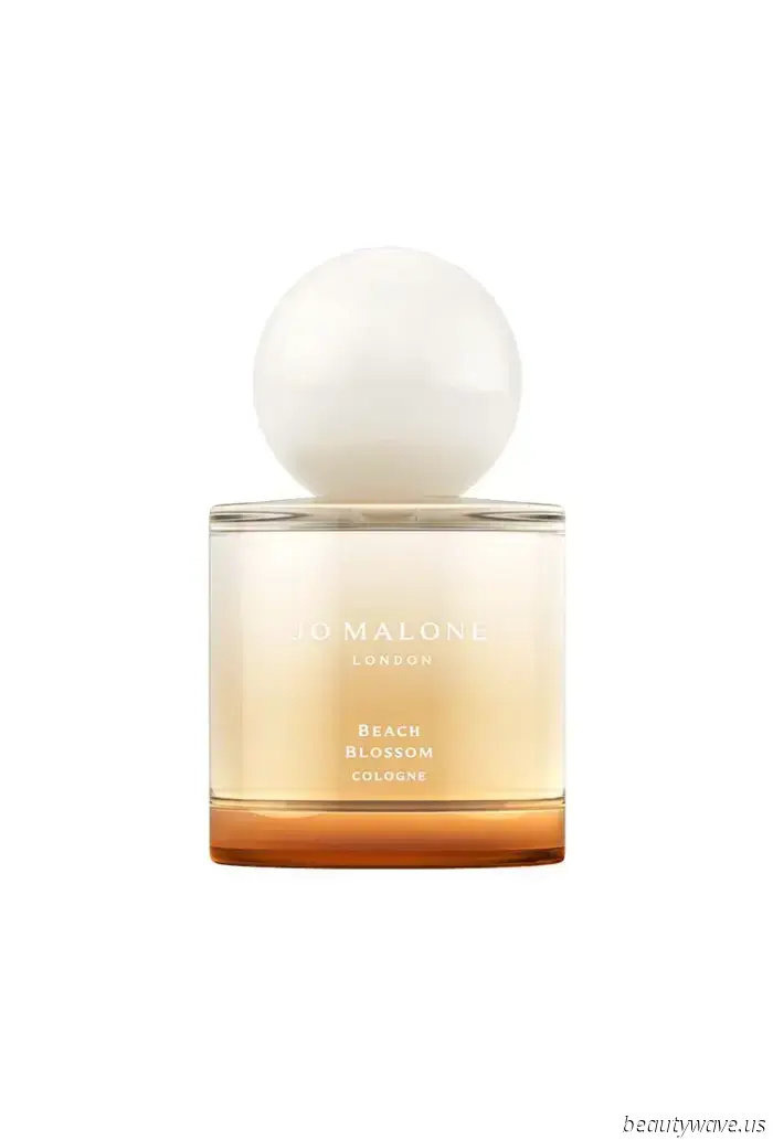 The Summer Fragrance Notes That Capture the Essence of a Vacation in a Bottle