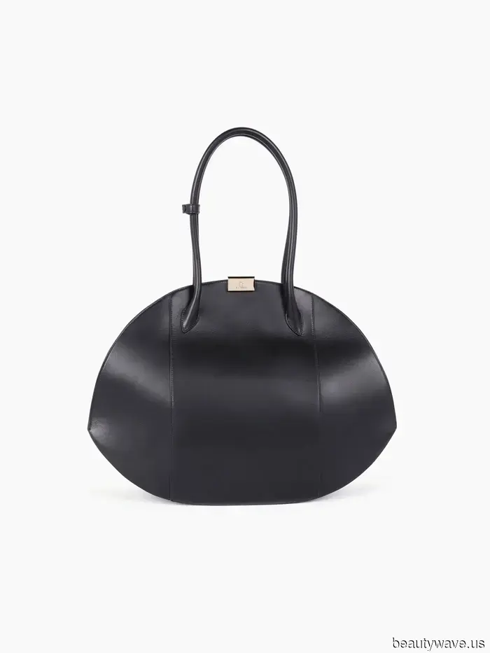 Questa borsa francese 'It' poco conosciuta mi ha fatto ricevere centinaia di complimenti dagli ospiti della Fashion Week