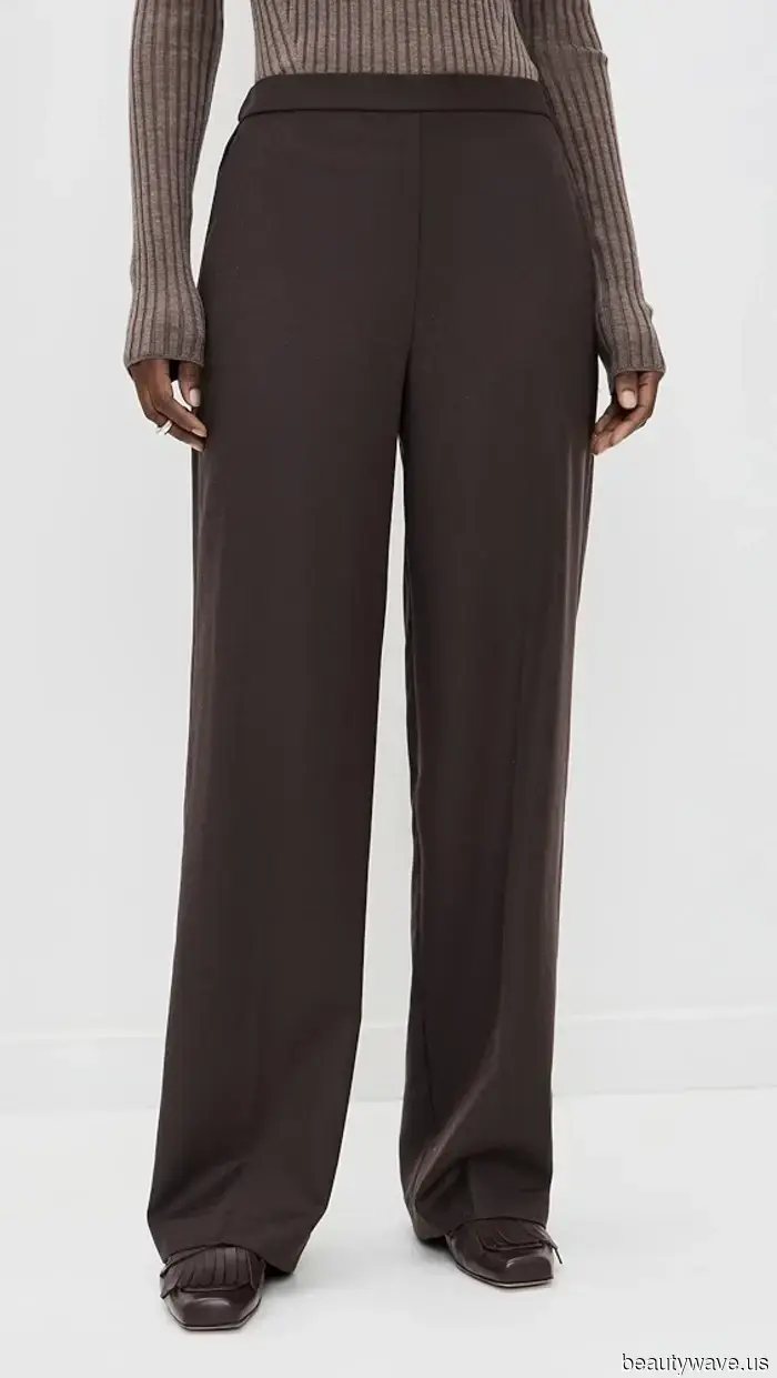 This stylish color combination is trendier than beige and black and is poised to take over fall wardrobes.