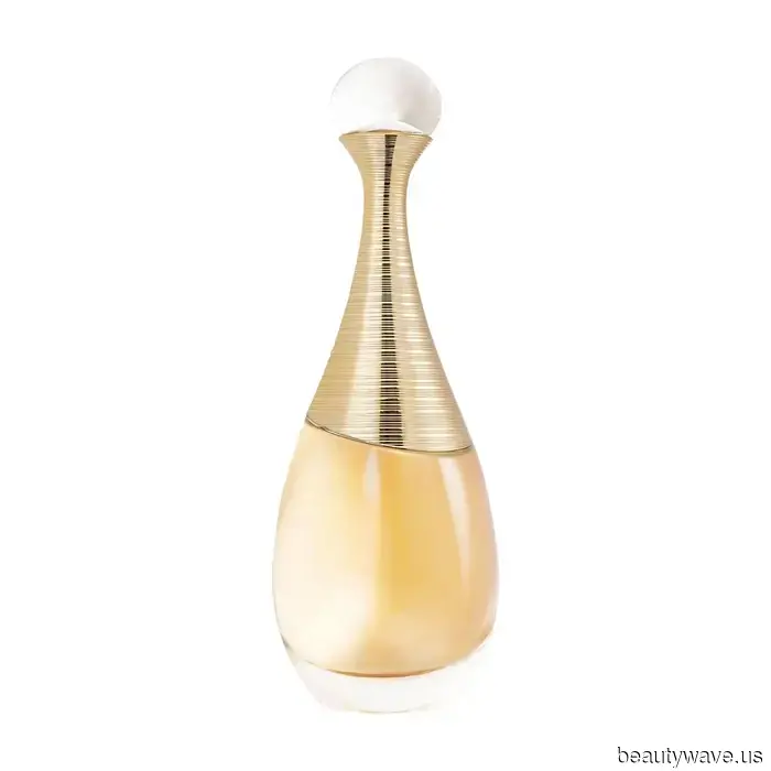 Not to boast, but having a great fragrance is my strong suit—the most stylish layering combinations I'm sporting for 2026.