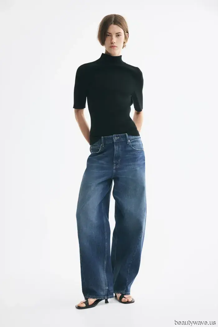 I’m declaring it: Balloon jeans will be the top denim trend this autumn—here’s how to style them now.